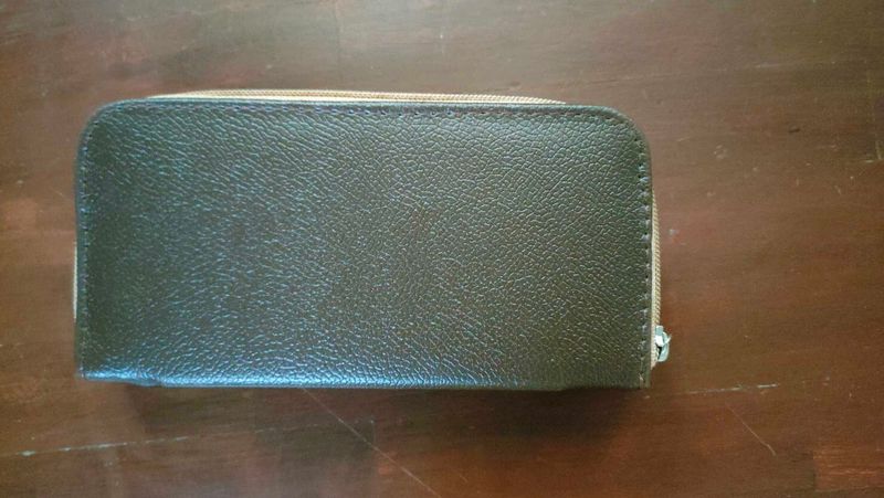 Brown Leather Zip Wallet