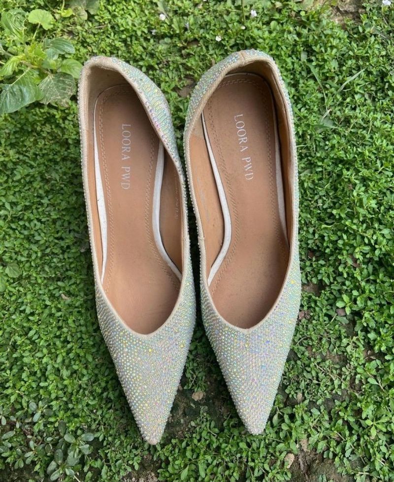 Sparkling Pointed Toe Heels