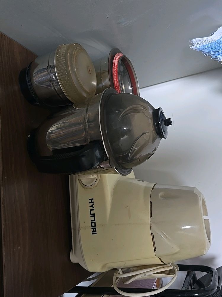Mixer Of Hyundai With All 3 Pots