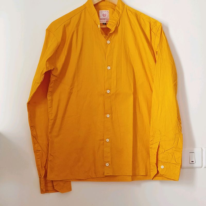 Reeboot Yellow Button Down