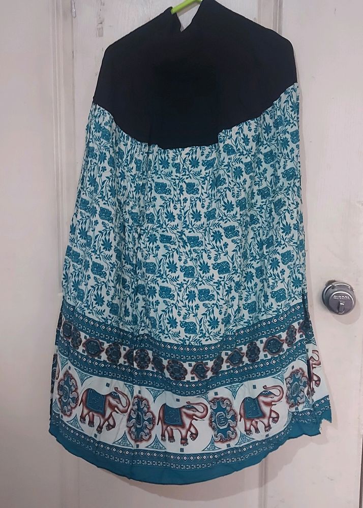 Skirt With Soft High Quality Reyon Fabric