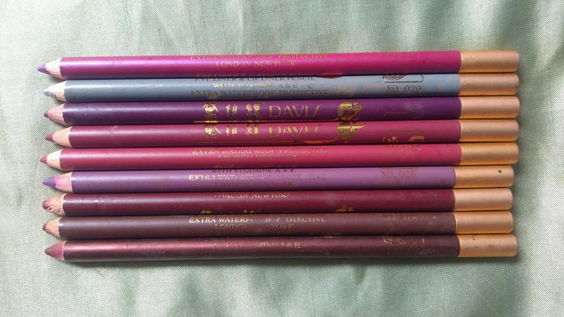 Vintage Lip &amp; Eye Liner Pencil Set