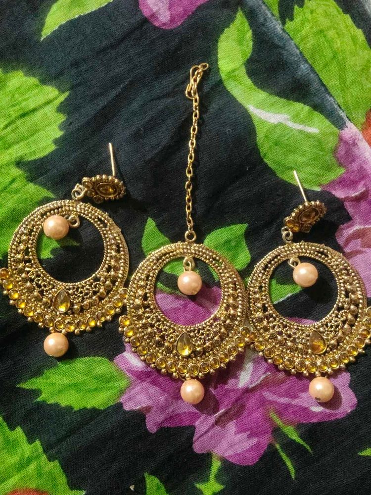 Earrings With Mang teeka!!!