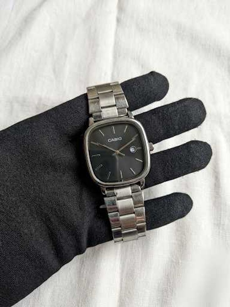 Vintage Style Old Money Casio Watch