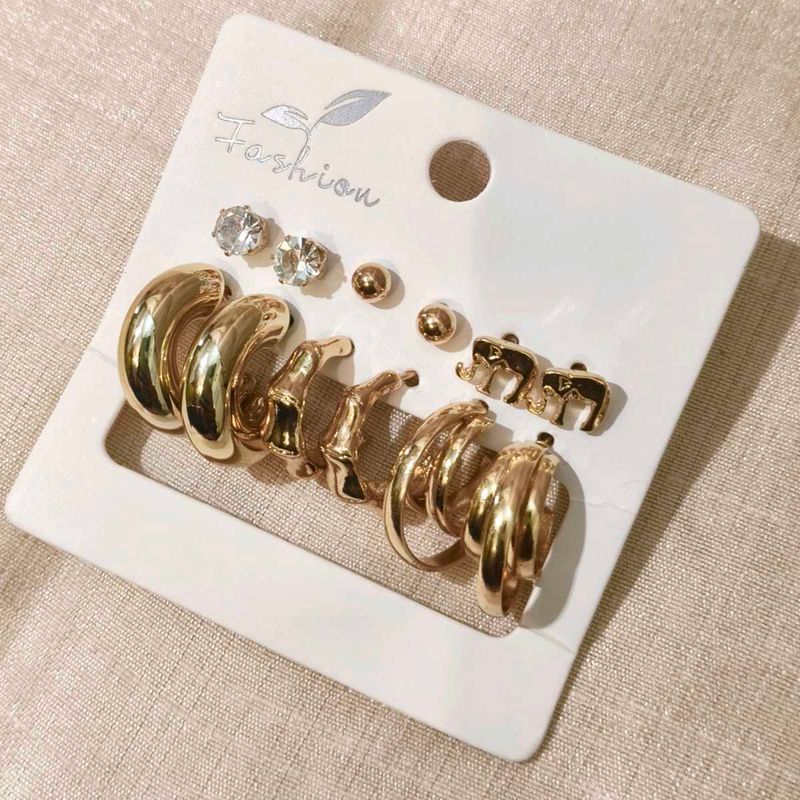 ✨Gold Earring Set ✨