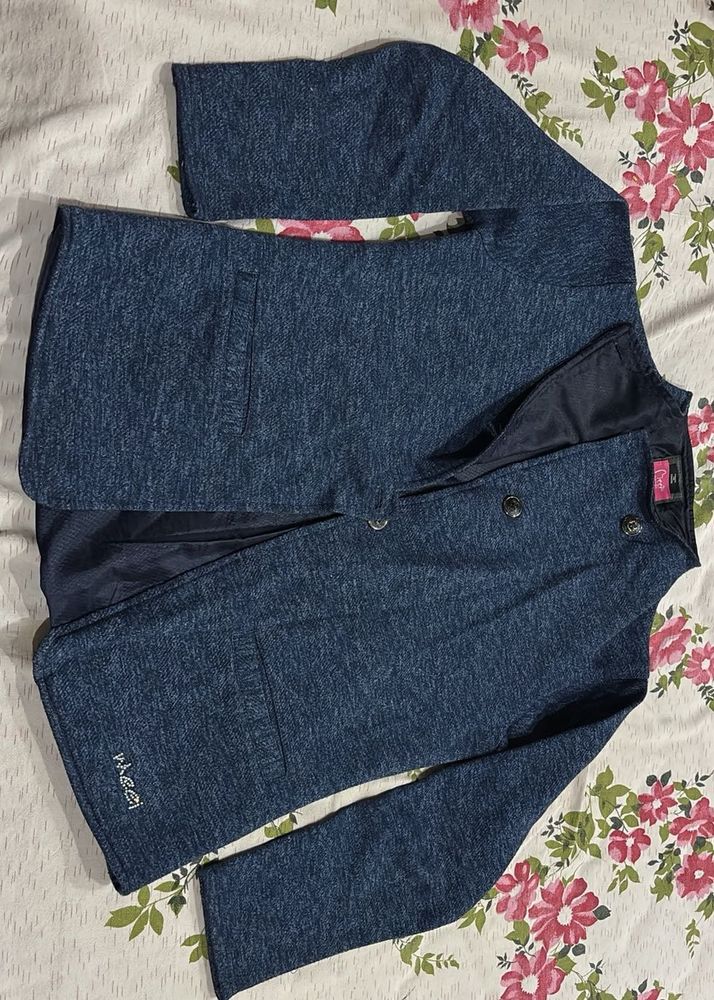 Stylish Blue Knit Jacket