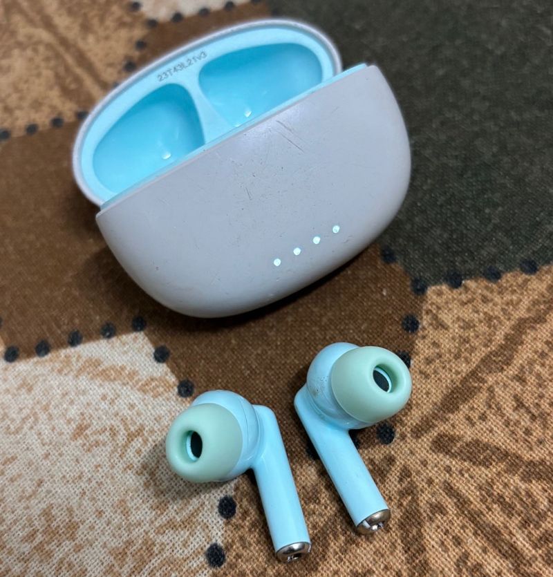Boult working AirPods   earphones headphones