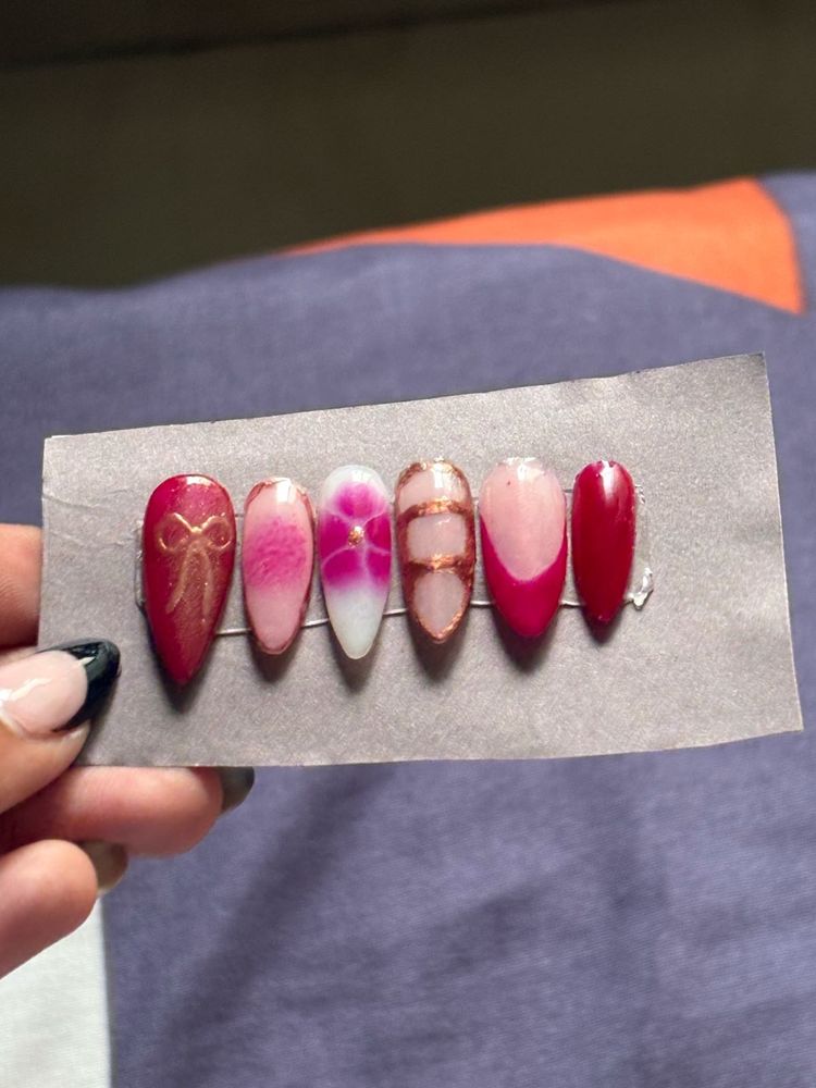 Press-On Nails Set