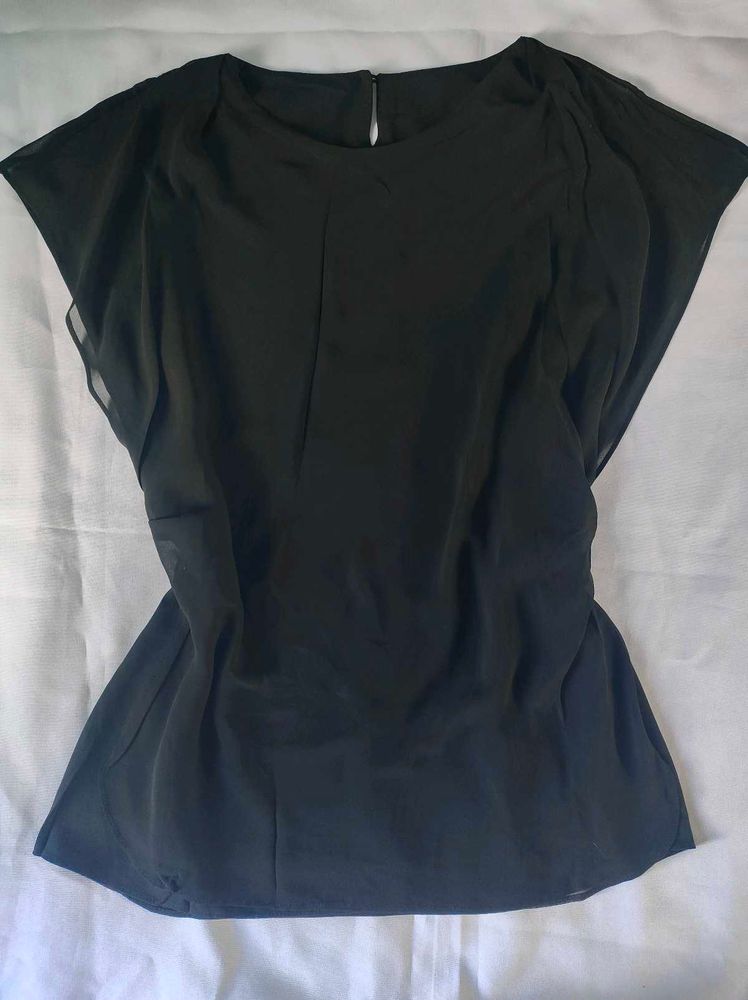 black double layered top
