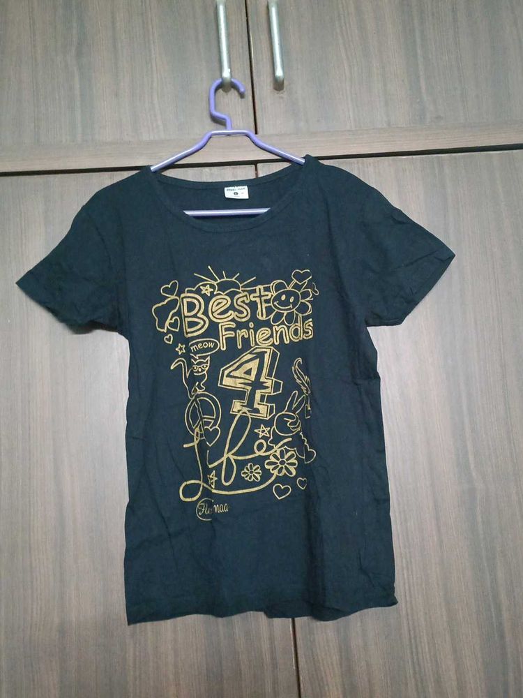Black "Best Friends 4 Life" Graphic Tee