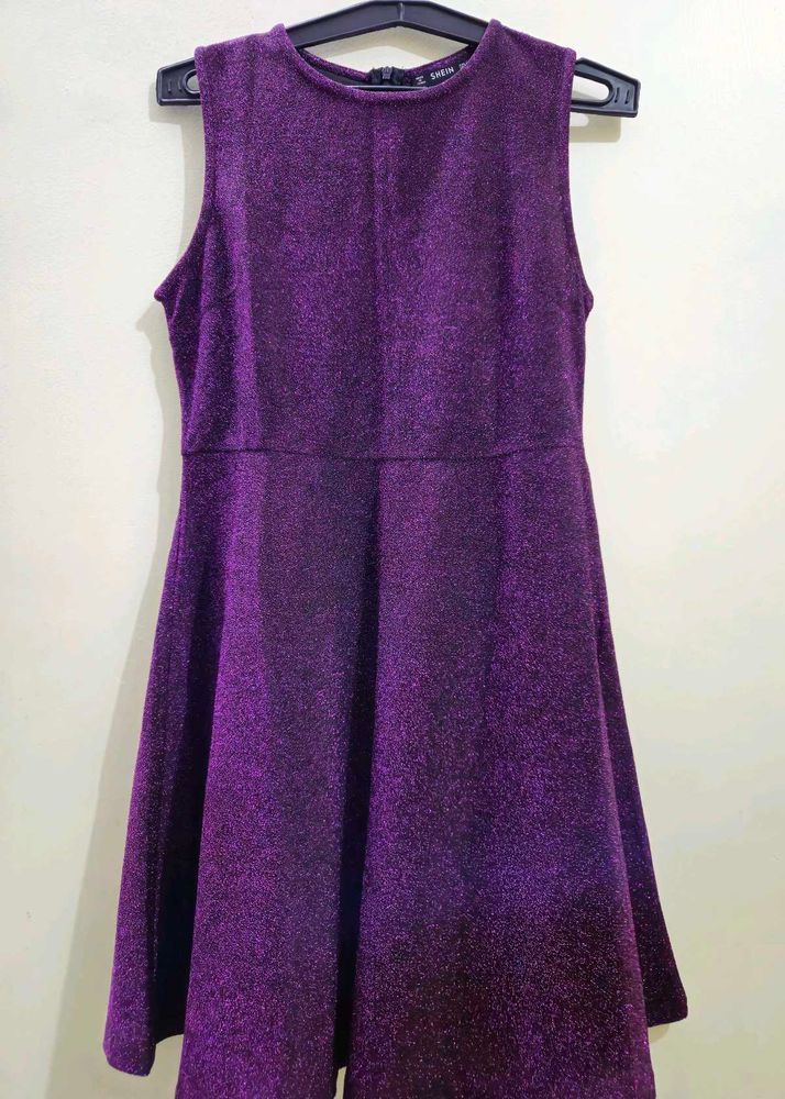 Retrofuturism Shimmery 💜 Dress! 🪻🧊