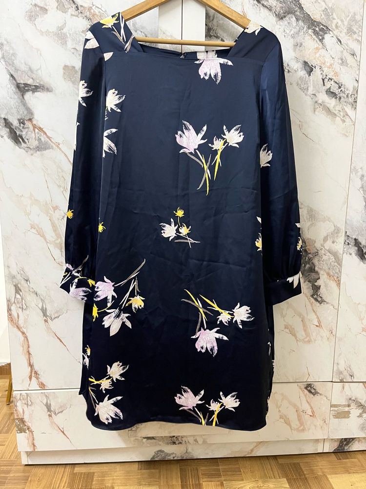 Chic Floral Print Dress