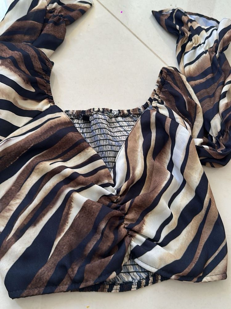 Trendy Animal Print Ruched Cropped Top