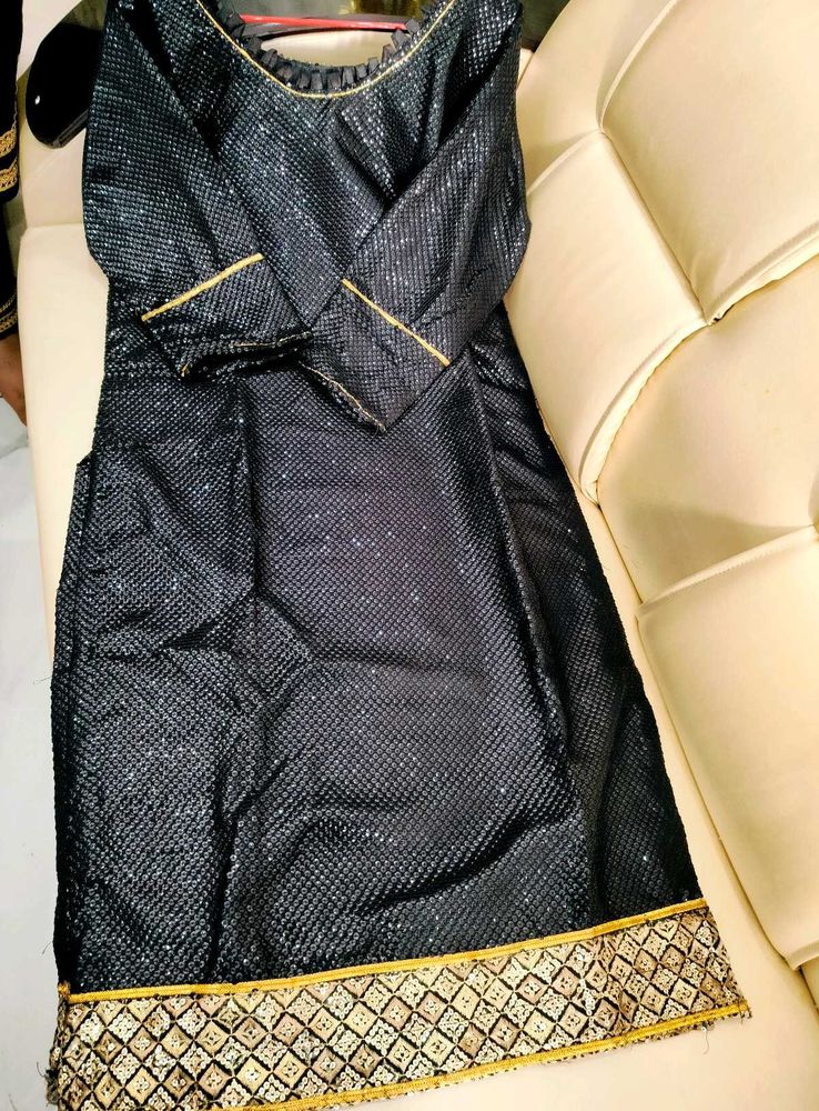 Full Black Suit