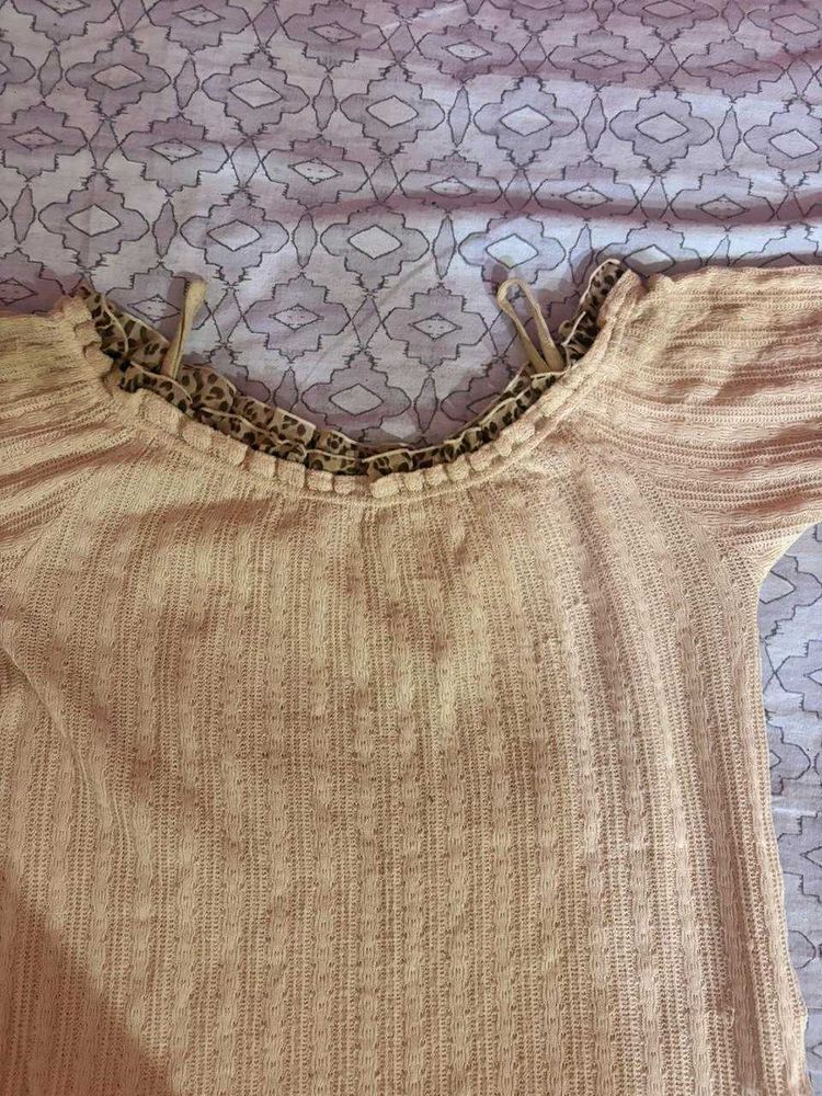 Women's Off-Shoulder Top