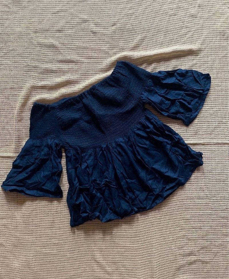 Women's Off-Shoulder Smocked Top