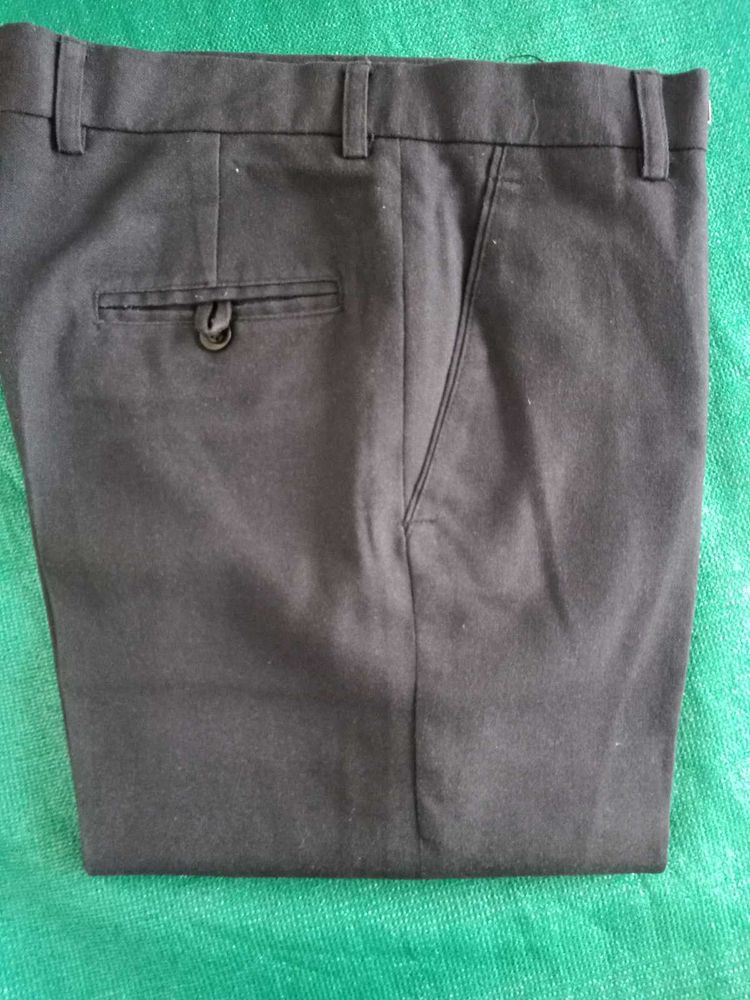 brand new unused fresh 32 size pent