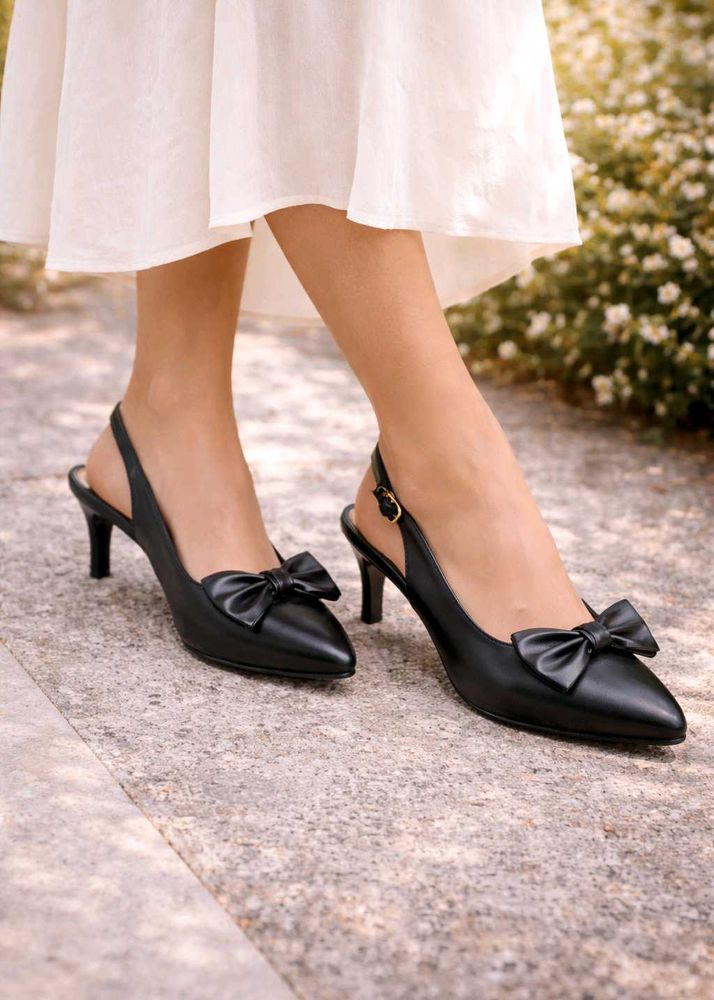 Elegant Black Bow Slingback Heels