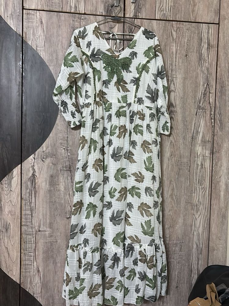 Elegant Leaf Print Maxi Dress