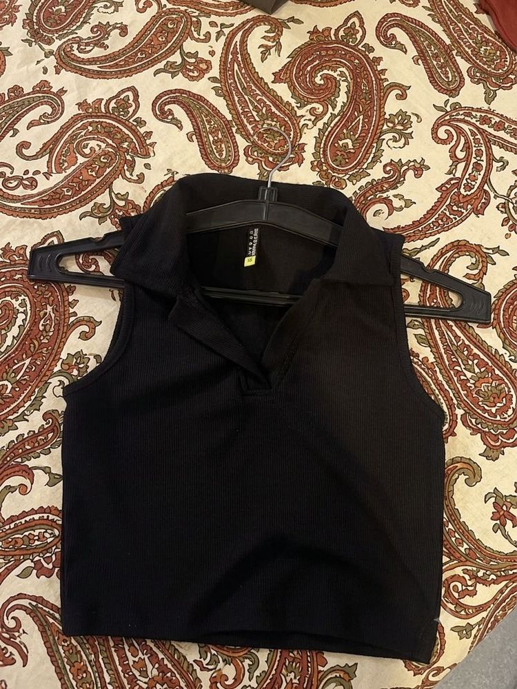 Sleek Black Collared Crop Top