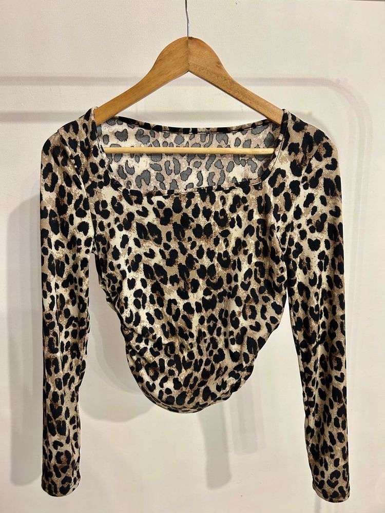 Leopard Print Long Sleeve Top