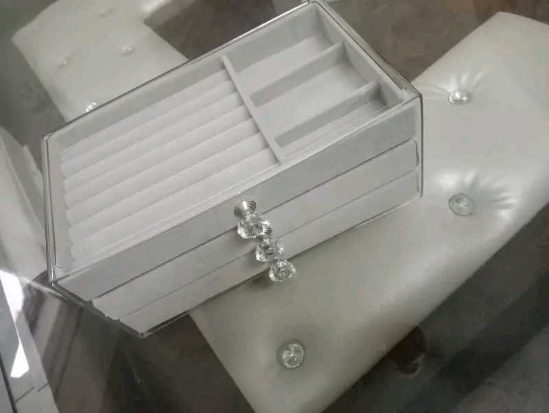 Elegant Jewelry Organizer Box