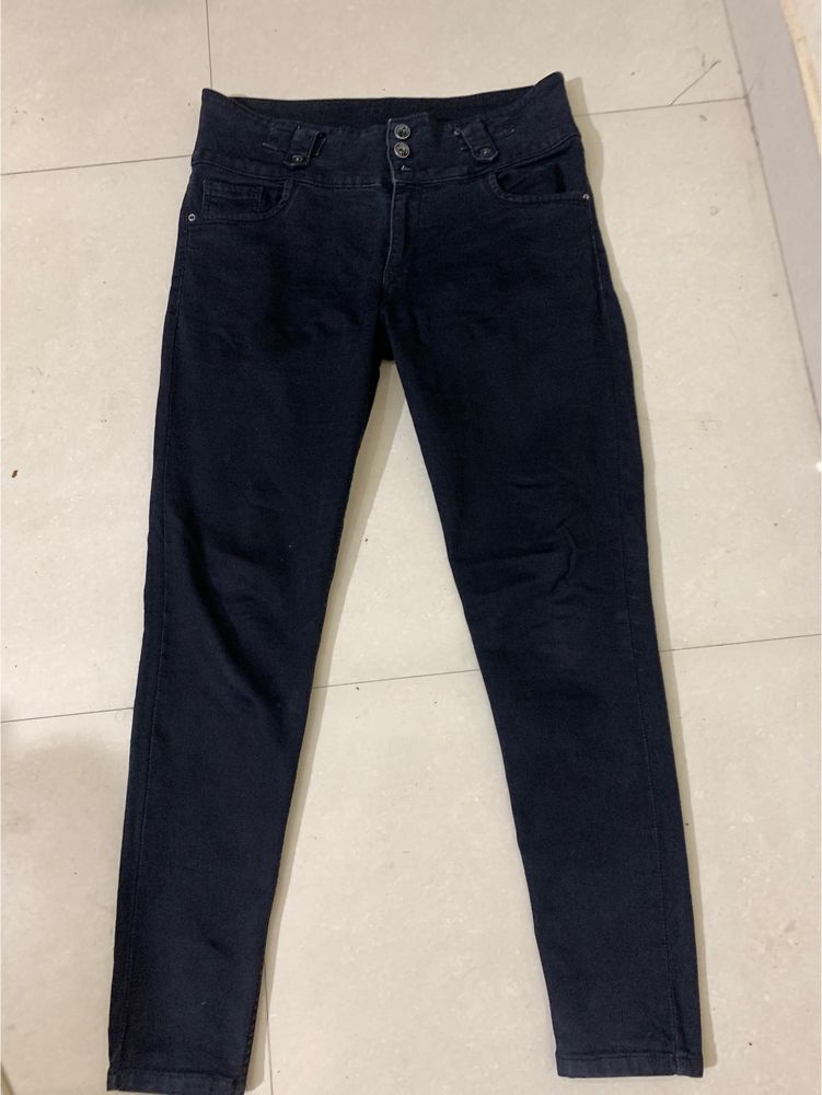 skinny black jeans