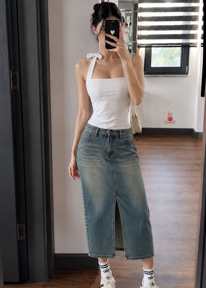 Classic Wash Denim Maxi Skirt