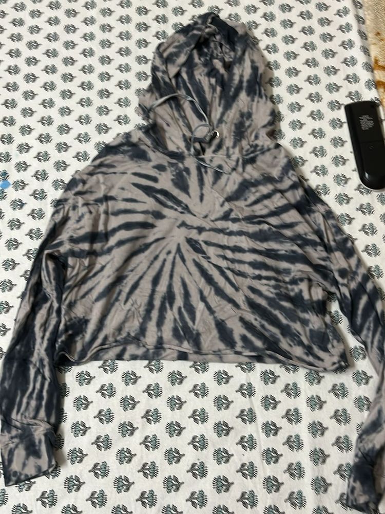 Tie-Dye Cropped Hoodie