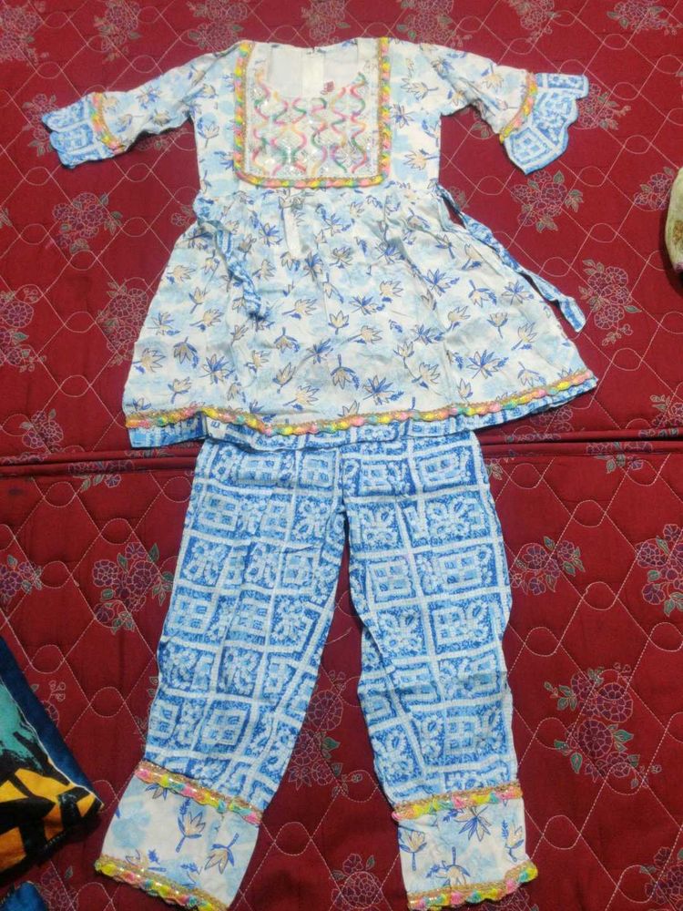 Blue &amp; White Printed Kurta Set