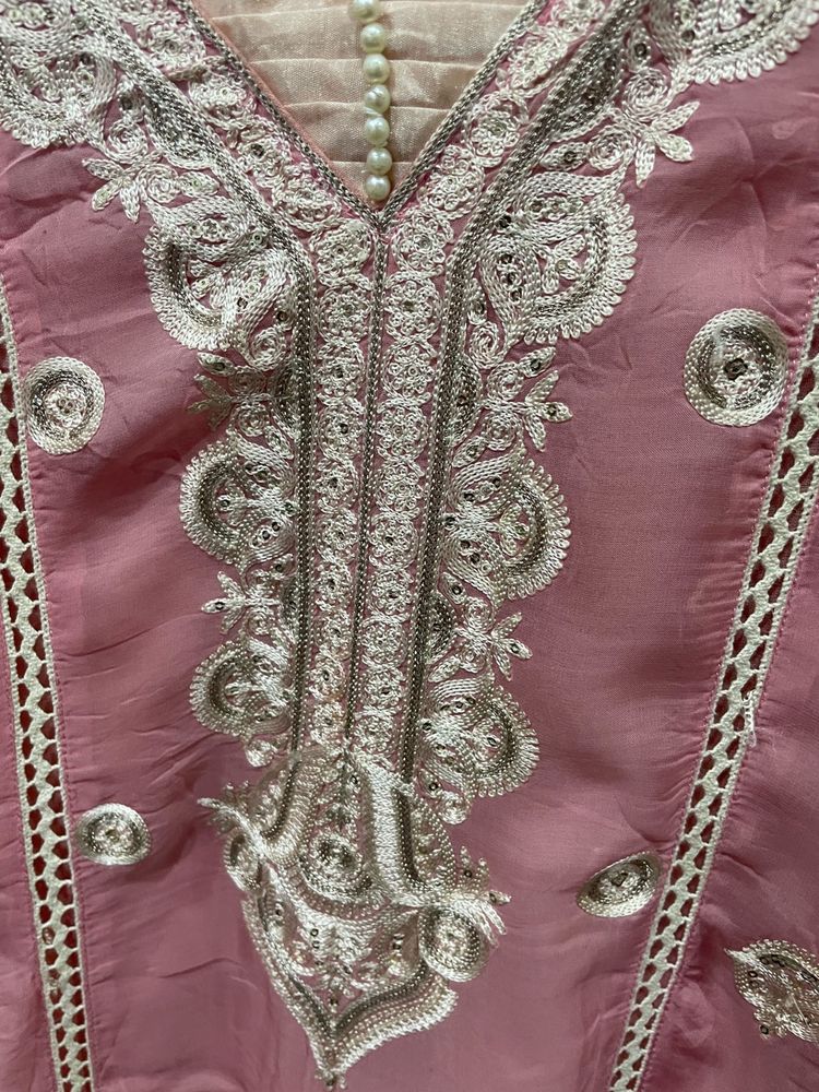 Embroidered Pink Kurta Set