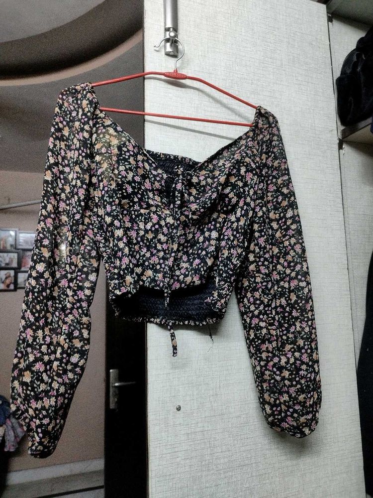 Floral off shoulder top