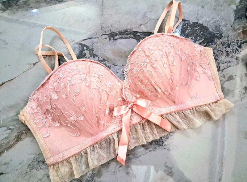 Bra🎀