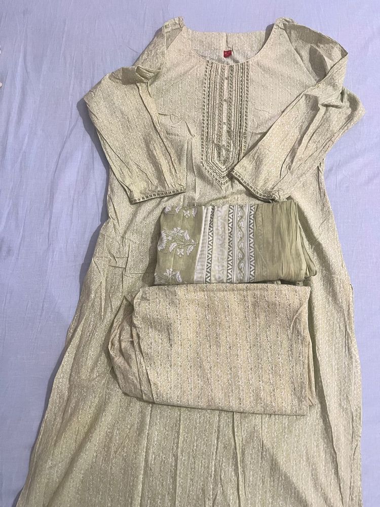 Elegant Ethnic Kurta Set