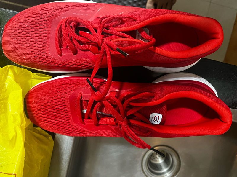 Decathelon sport shoe ( walking / running )