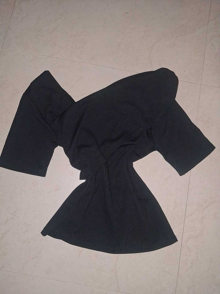 Black Tunic Top - Versatile Style