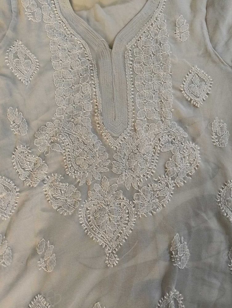 Elegant Chikankari Kurta with Free gift 🎁🎁🎁