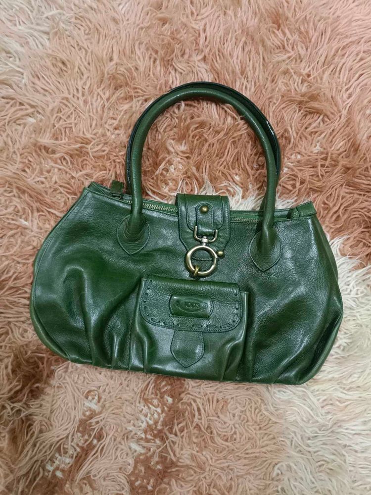 Tods Chic Green Leather Handbag