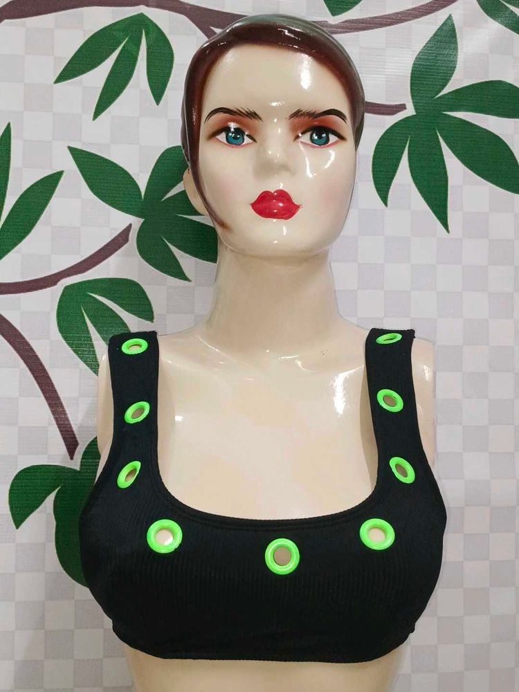 (400)Black Ribbed Crop Top