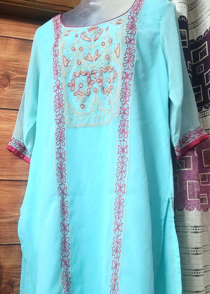 Very Beautiful Colour Embroidery Kurti