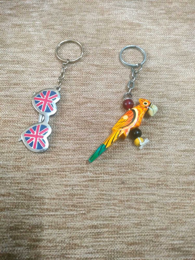 Union Jack Sunglasses &amp; Parrot Keychains