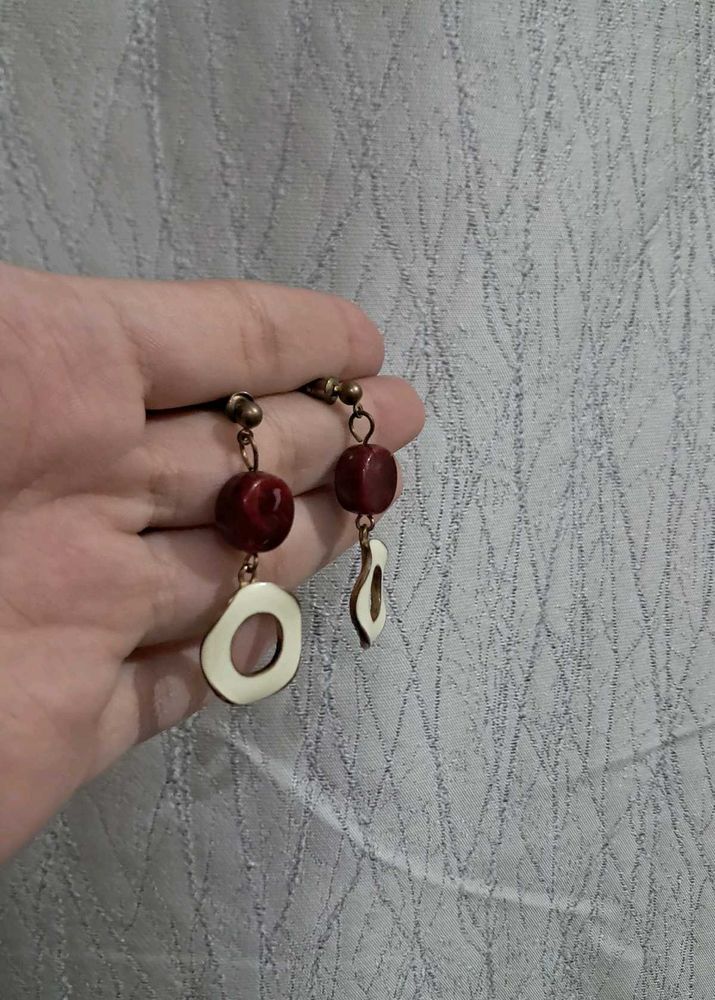 Red &amp; Cream Drop Earrings