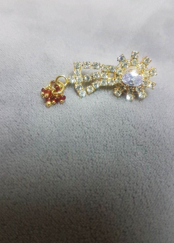 A beautiful earrings