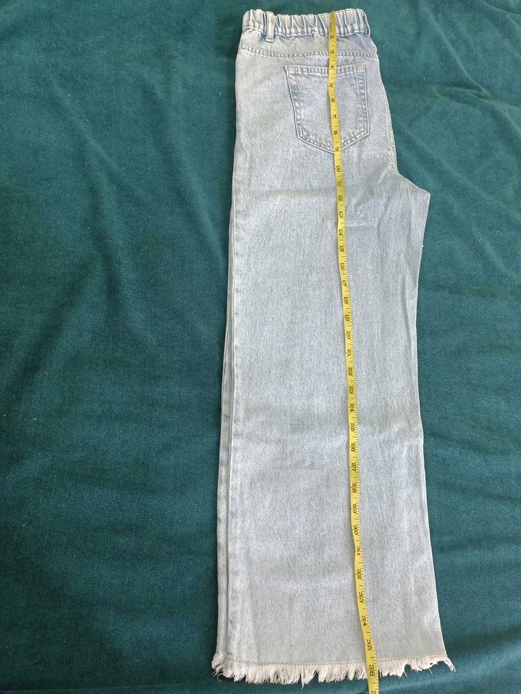 Light Wash Wide Leg Jeans