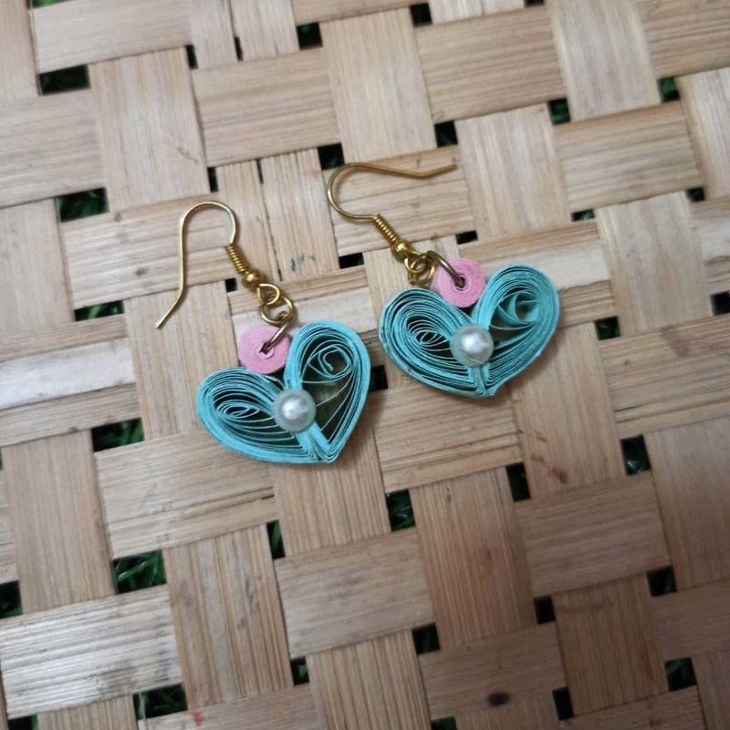 Quilled Heart Earrings with Pearls