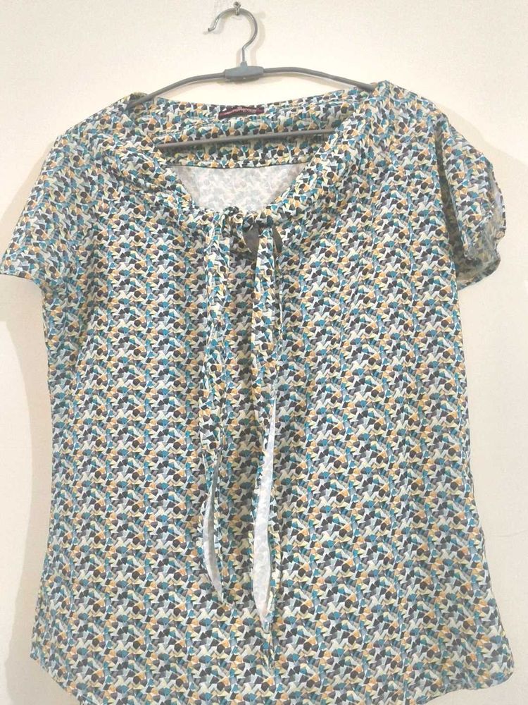 Patterned Tie-Neck Blouse