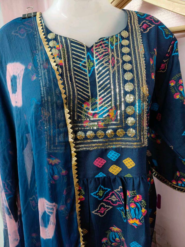 Brand New Naira Cut Suit