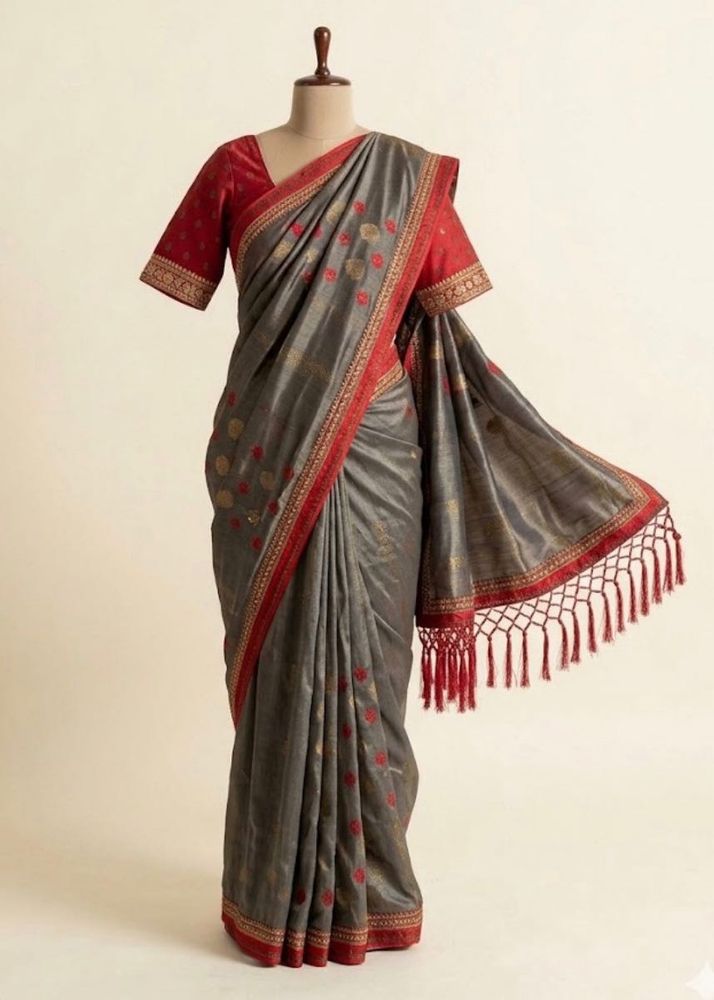 Elegant Grey Saree with Red Border