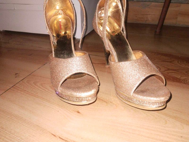 Sparkling Gold Heels