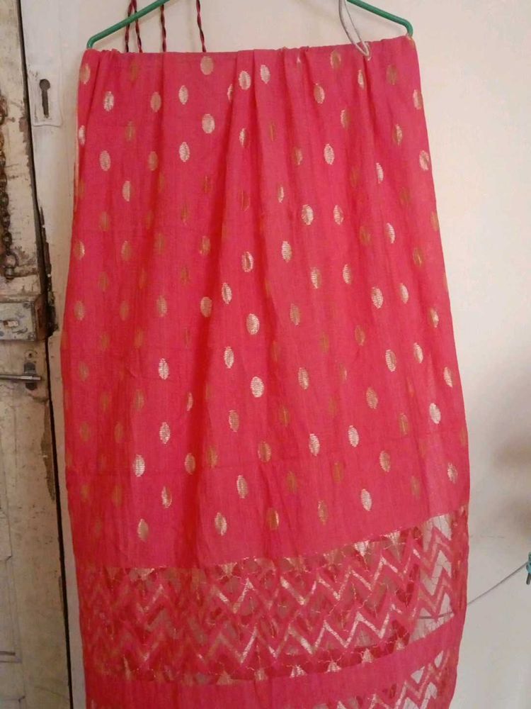 Elegant Pink Dupatta with Golden Polka Dots